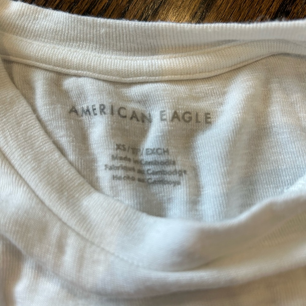 Perfect T-shirt basic white stretchy material never worn - Picture 4 of 4